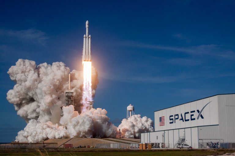 Paaiškėjo „SpaceX” IPO sąlygos, „Alphabet” siekia pritraukti 80 mlrd. USD investicijų | Finansų rinkų apžvalga 06.03